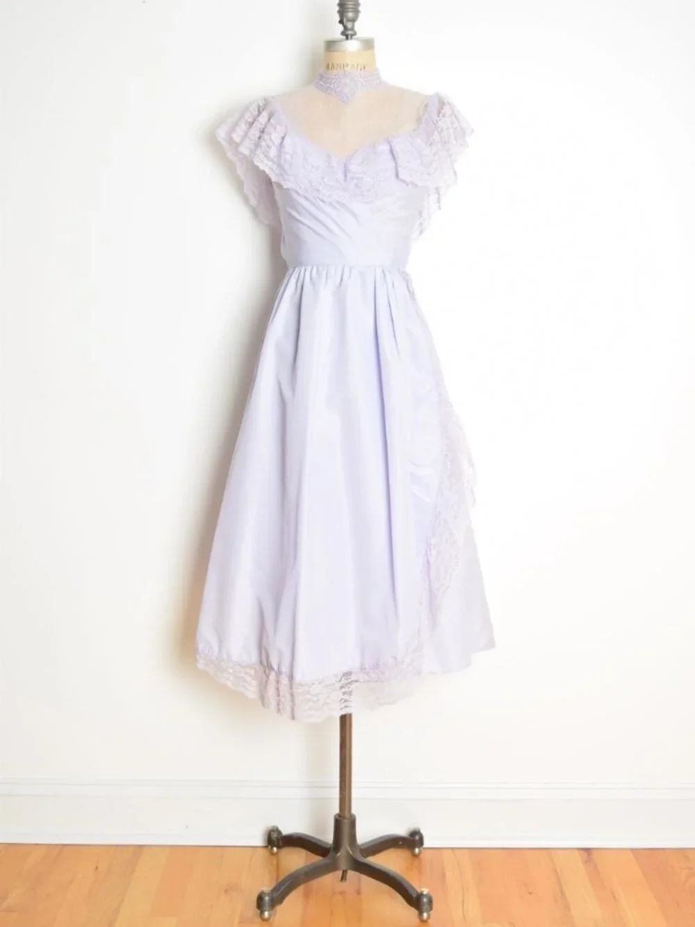 vintage 70s dress Victorian cottagecore lavender lace ruffle party midi XS